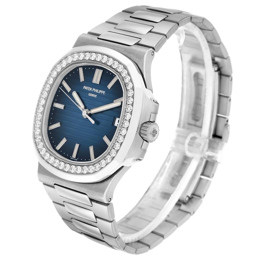 PATEK PHILIPPE NAUTILUS AUTOMATICO PREMIUM